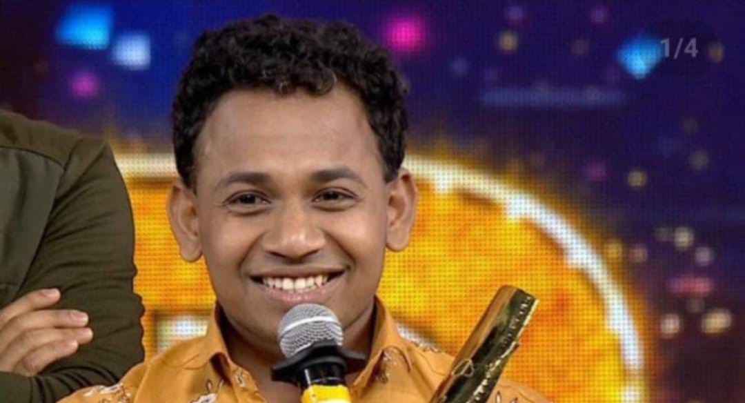 ದೇಶೀ ನಗುವಿನ ರಸಬುಗ್ಗೆ - ರಾಕ್ಕಿ ಭಾಯ್ : ಮುಗಿದು ಹೋದ ಒಂದು ಜಾಲಿ ರೈಡ್ - News ...